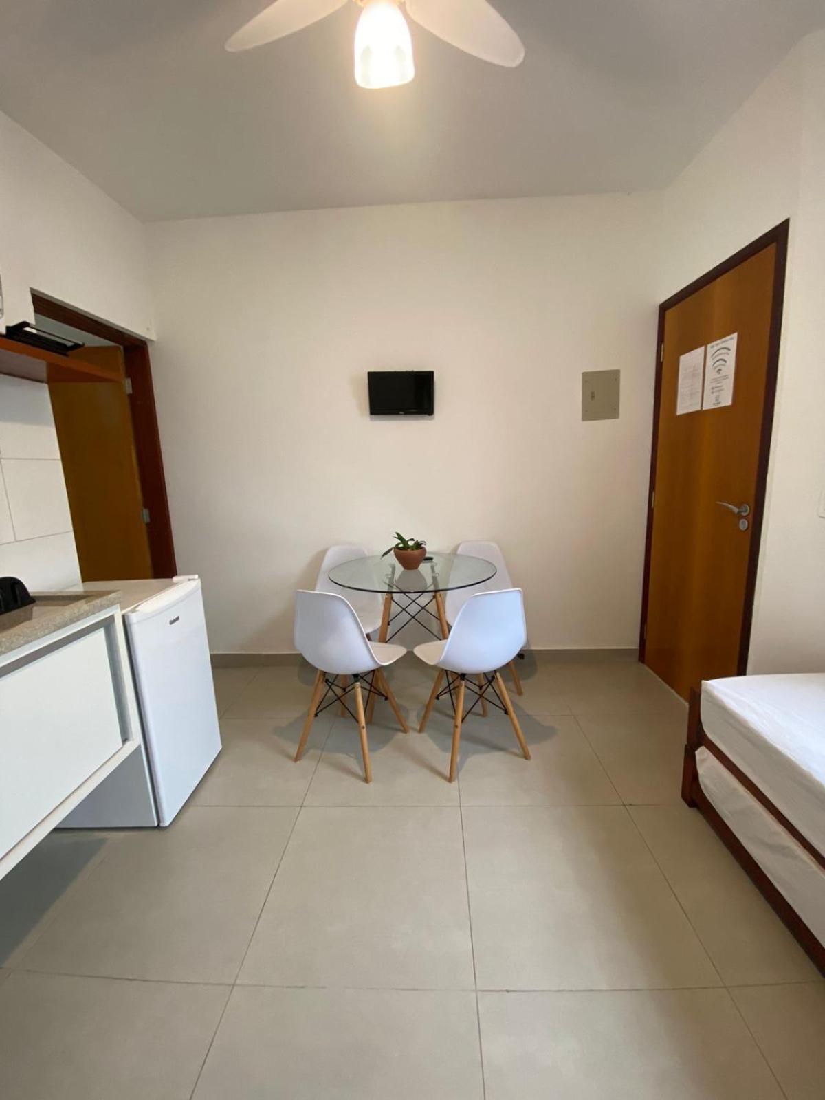 Vila Lorenzi & Apartamentos 乌巴图巴 外观 照片